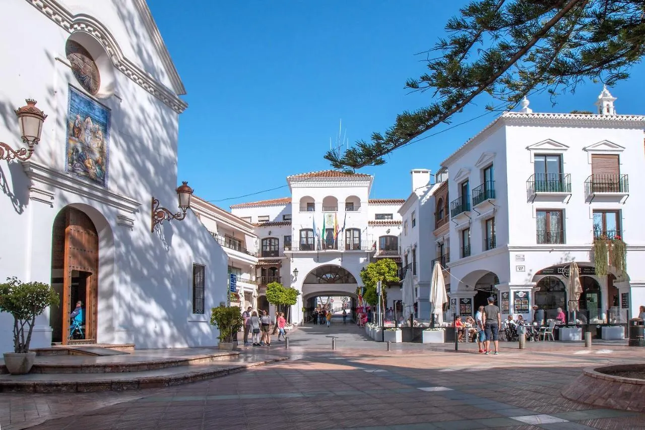 Apartment Apartamentos Vacacional En Plaza De Espana Nerja Spain