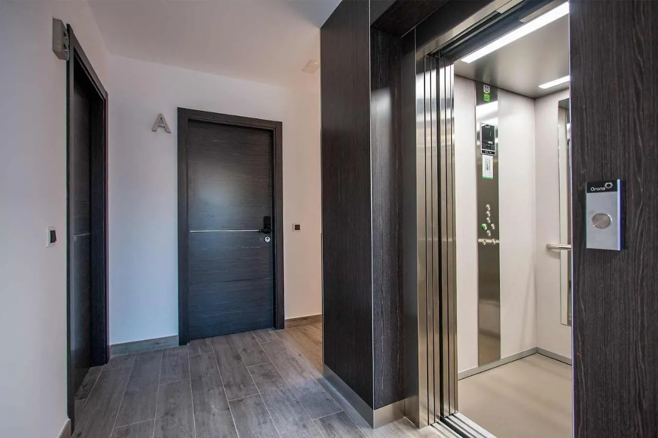 Apartamentos Vacacional En Plaza De Espana Nerja Apartment